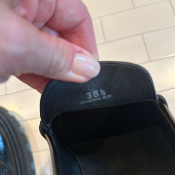 TOD’S Women’s Black Calfskin Lug Sole Penny Loafers (US36 1/2) - Picture 8 of 10